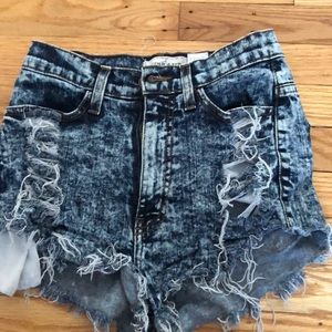 Vibrant Jean shorts